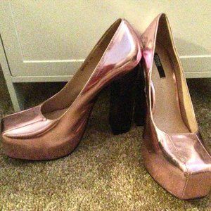 Senso Diffusion Metallic Fuchsia/ Pink Platform Heels